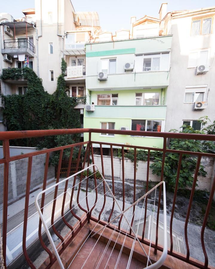 SUPER CENTER - Apart on Kiril&Metodi Square Burgas Esterno foto