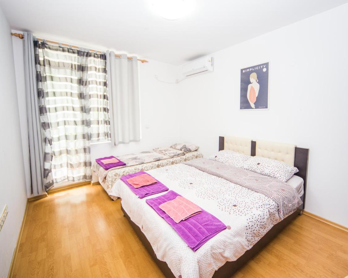 SUPER CENTER - Apart on Kiril&Metodi Square Burgas Esterno foto